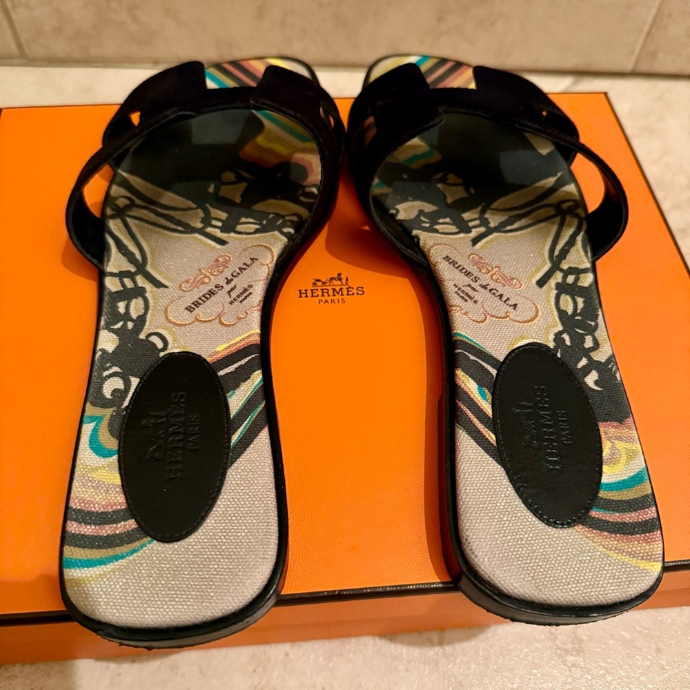 Authentic Rare Brides De Gala Design Black Oran Sandals w/ original box, dustbag - Picture 3 of 7